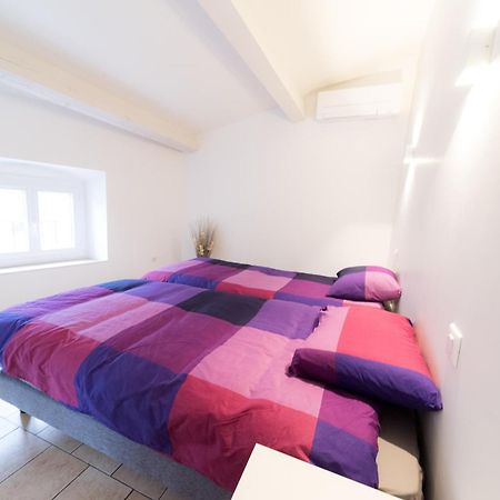 شقة Ravissant Triplex Et Duplex Au Centre De Pont St Esprit المظهر الخارجي الصورة