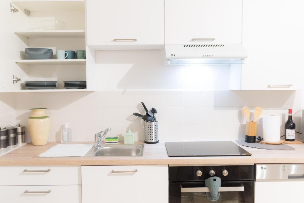 شقة Ravissant Triplex Et Duplex Au Centre De Pont St Esprit المظهر الخارجي الصورة